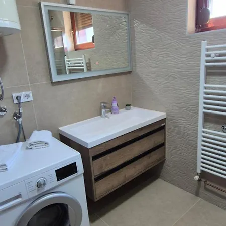 Stan Na Dan Teslic Centar Apartment Exterior photo