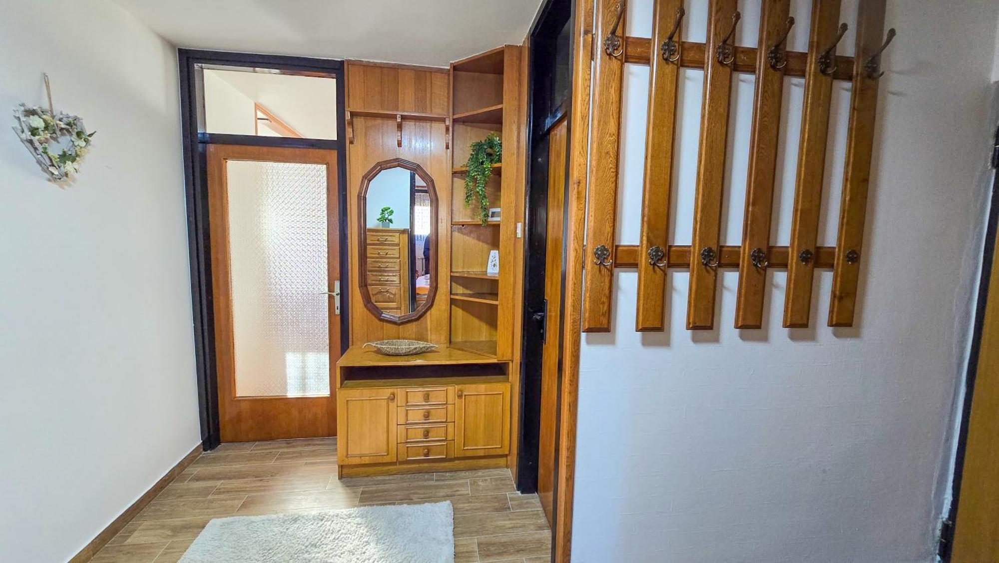 Stan Na Dan Centar Apartment